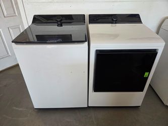 Brand New LG washer and Gas Dryer