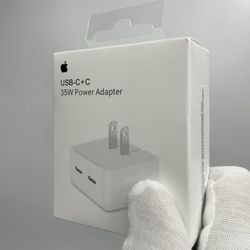 Apple 35W Dual USB-C Fast Charger