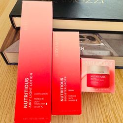 Estée Lauder Nutritious Facial Set Skin Calm and Strengthen (Lotion Serum Cream). Retail $95