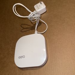 eero B010001 San Francisco 2nd Generation Tri-Band Mash Router w/ Cords Works