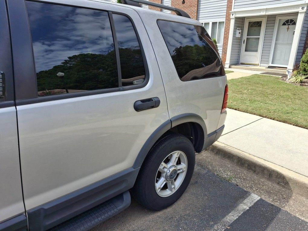 2003 Ford Explorer