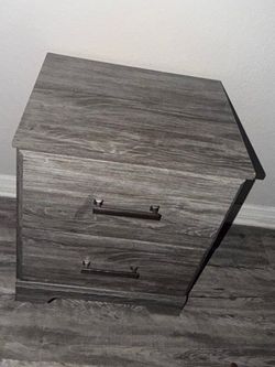Grey Wood Grain 2-Drawer Nightstand