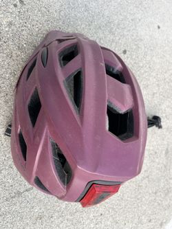 Cannon dale Bicycle Helmet. Adult