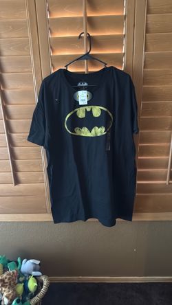 Batman tee