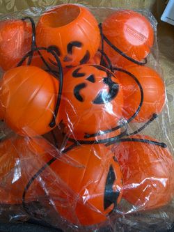 12 mini pumpkins