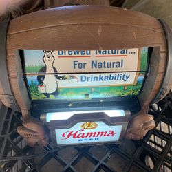 Vintage 1960 Hamms’ Lighted Bar Flipper 