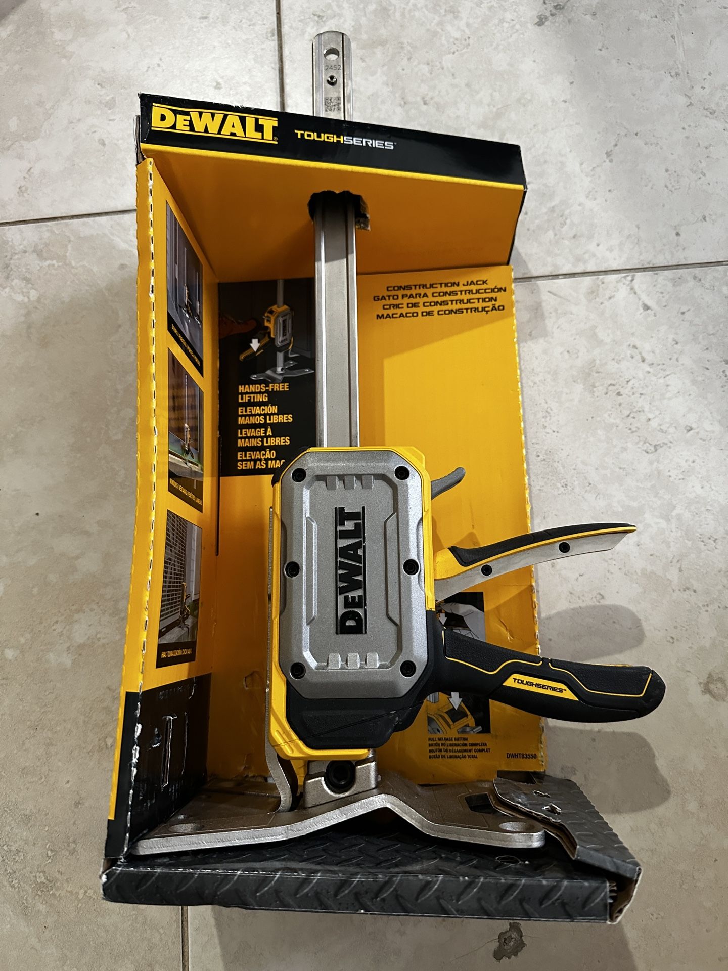 DEWALT Toughseries Construction Jack Set (1-Piece) New Retail: $119+Tax!!! Step-to-lift function enabled by the reinforced-handle Lift capacity of up