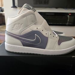 Air Jordan 1  Phantom SE Iridescent Sz 13