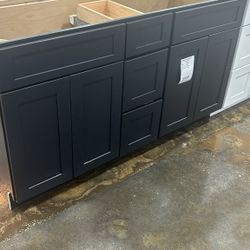 black bathroom vanities 60"