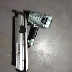 Hitachi Air Nail Gun 