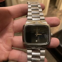 Nixon small store player watch