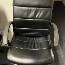Office chair, black