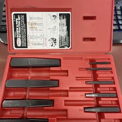 Screw & Pipe Extractor Set 