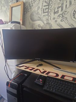 34 " Sceptre  curved Moniter
