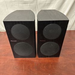 Andrew Jones Designed Pioneer SP-BS21-LR Speakers 