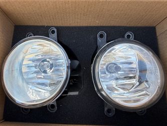 2017 Toyota Tacoma fog lights