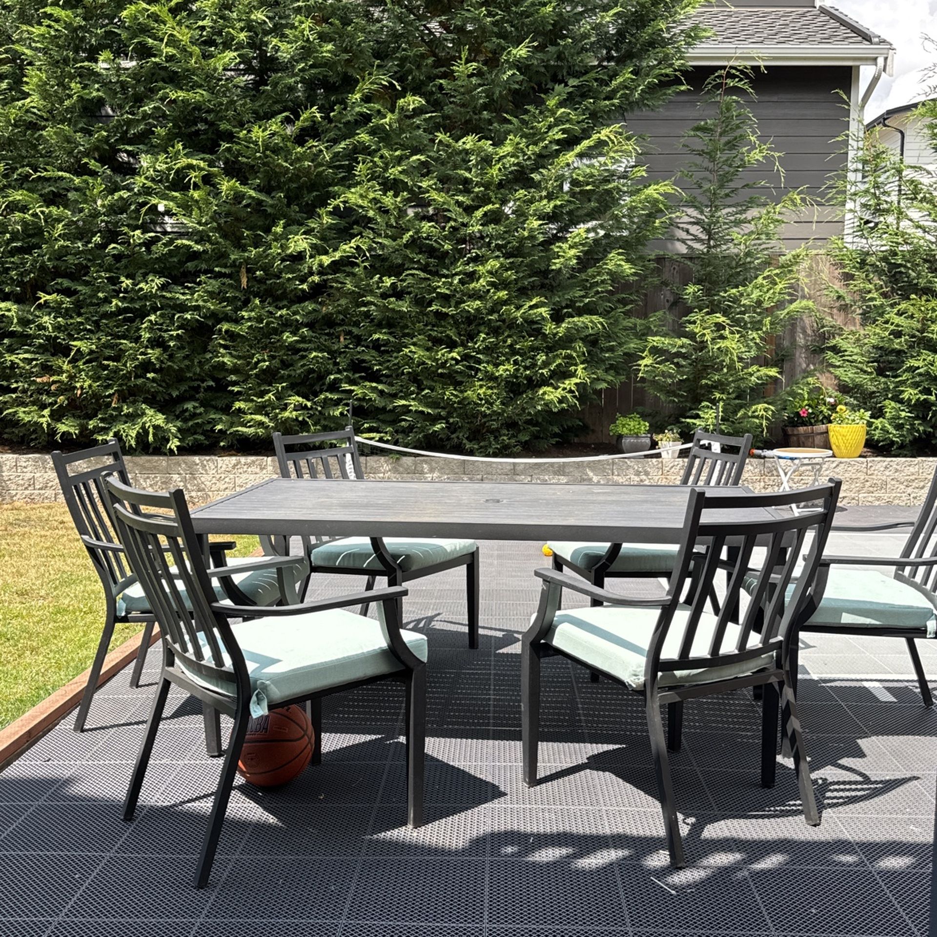 Outdoor Table and Chairs