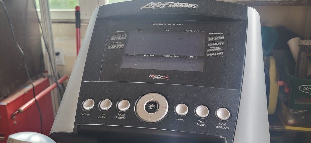 Life Fitness Elipitcal X3