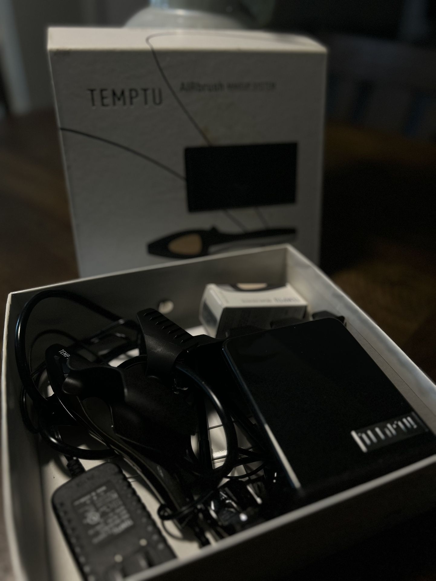 Temptu Airbrush Machine