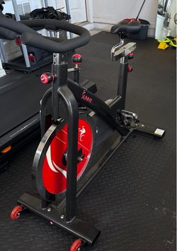 Sunny Bike Indoor Cycling Spin Bike