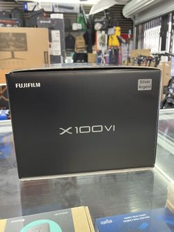 FUJIFILM X100VI Digital Camera (Silver)