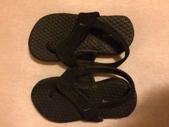 Toddler boy Nike sandals