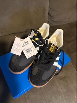 Adidas women’s size 8 1/2