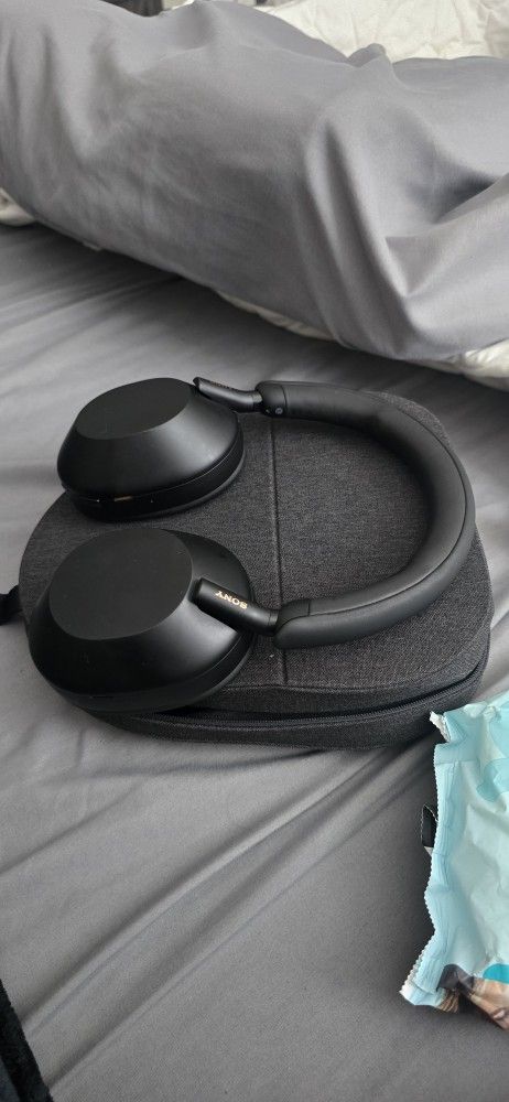 Sony WH-1000XM5 Premium Wireless Noise Cancelling Headphones