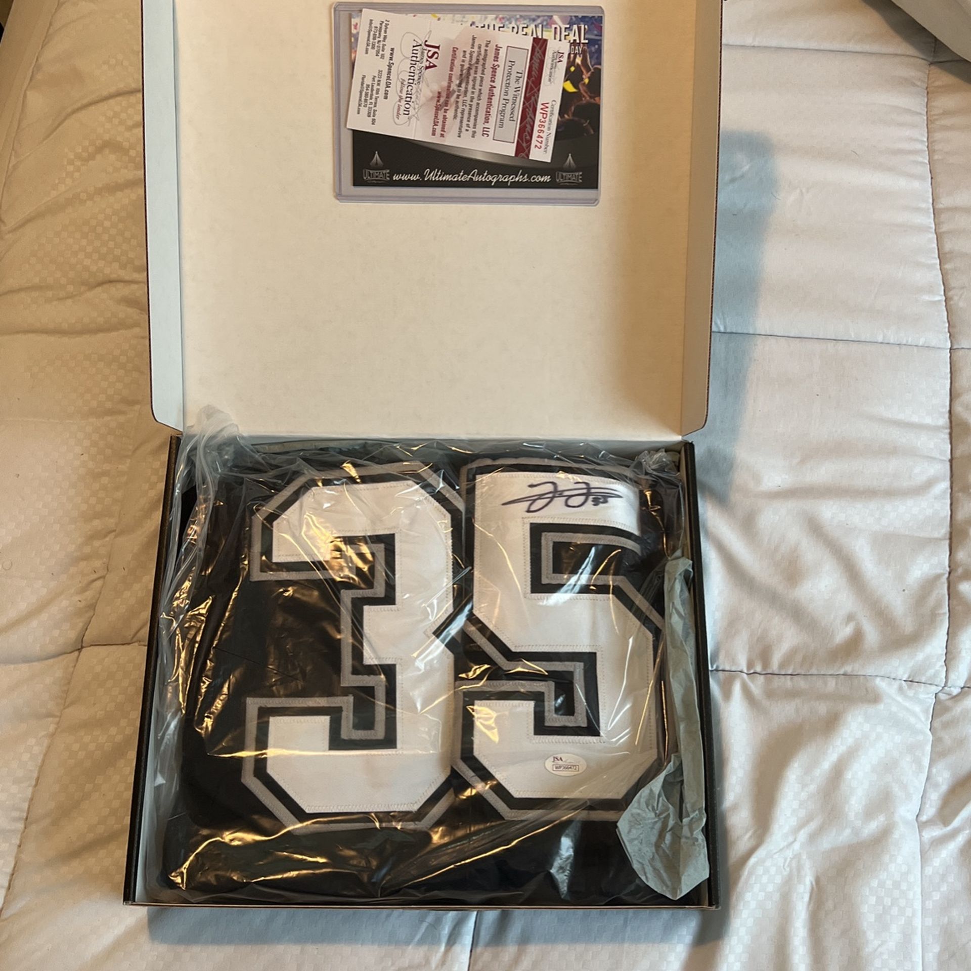 Frank Thomas Autographed Jersey (White Socks)