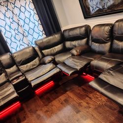 BlackLeather Sectionals Sofas 4 Recliners