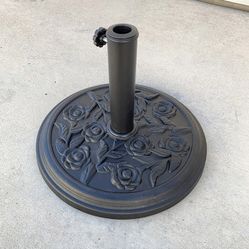 $25 (New in Box) Lightweight Patio Umbrella Base 18” Round Base Stand Outdoor Garden Market, Weight 18 lbs