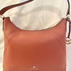 NEW with Tags Michael Kors Large Cinnamon Pebble Shoulder Bag