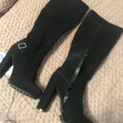 Black Boots Size 7