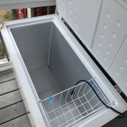 Arctic King chest freezer