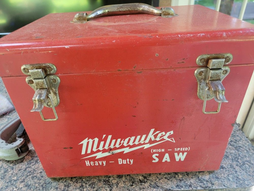 Heavy Duty Milwaukee Saw