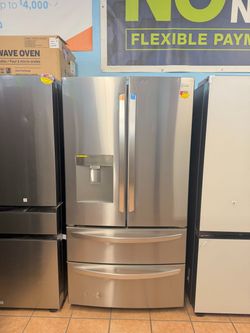 LG 29 Cu Ft. French Door Refrigerator With Slim Design Water Dispenser