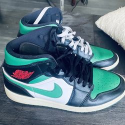 Jordan 1”Green Mid Toe”