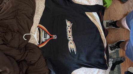 J.S Giguere signed Jersey