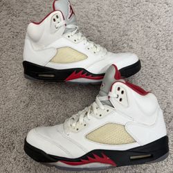 Jordan 5 Size 9