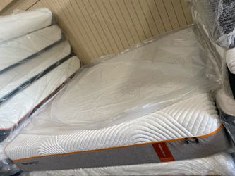 King mattress tempur-pedic firm