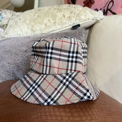 Bucket Hat 