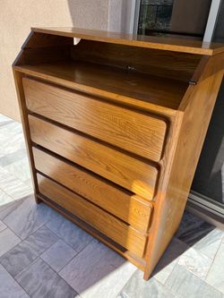 Dresser/ Baby changing Station