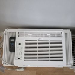 $100 for 2 Air Conditioners