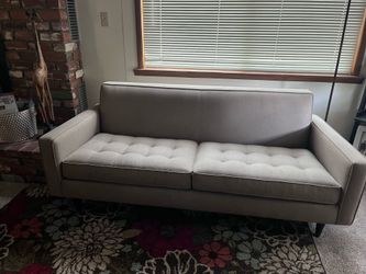 Office couch 🛋️