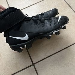 Mens Nike Football Cleats