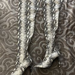 Steve Madden Thigh High boots