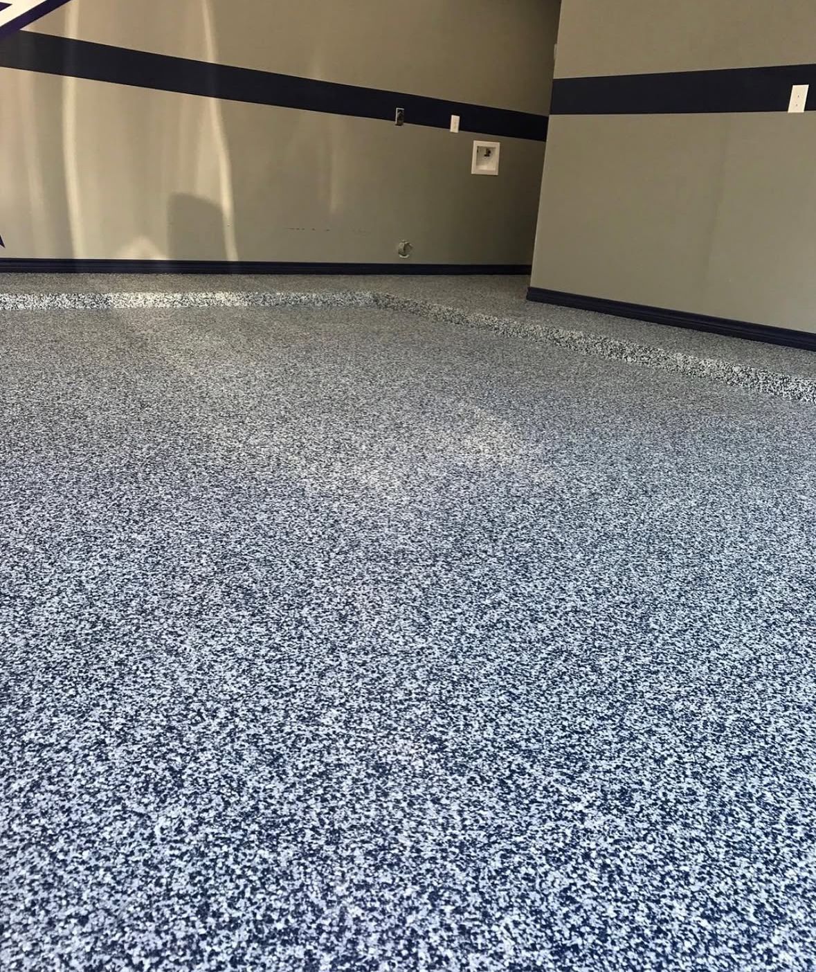 Garage Floor Flakes – Affordable DIY Epoxy Solution