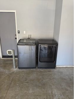 Samsung Washer / Gas Dryer Combo