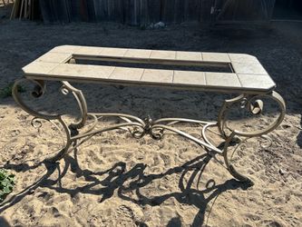 Ornate Wrought Iron Console Table – DIY Potential / Project Piece