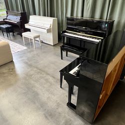 Studio Pianos $1000